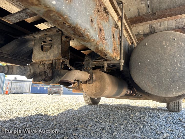 image for item EM8444 2007 Mitsubishi Fuso Fuso FE84D box truck