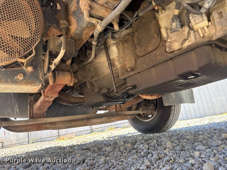 image for item EM8444 2007 Mitsubishi Fuso Fuso FE84D box truck