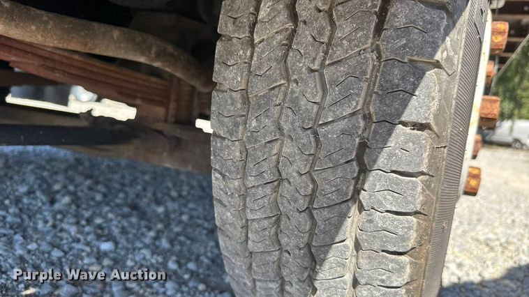 image for item EM8444 2007 Mitsubishi Fuso Fuso FE84D box truck