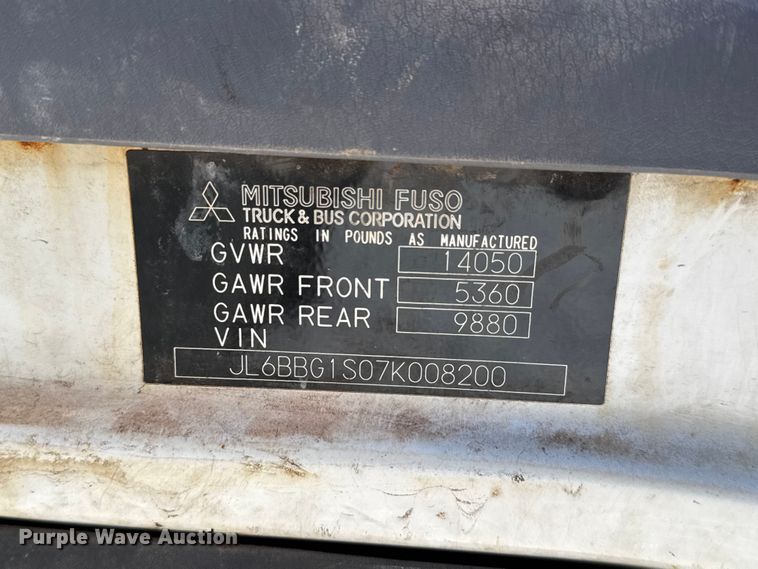 image for item EM8444 2007 Mitsubishi Fuso Fuso FE84D box truck