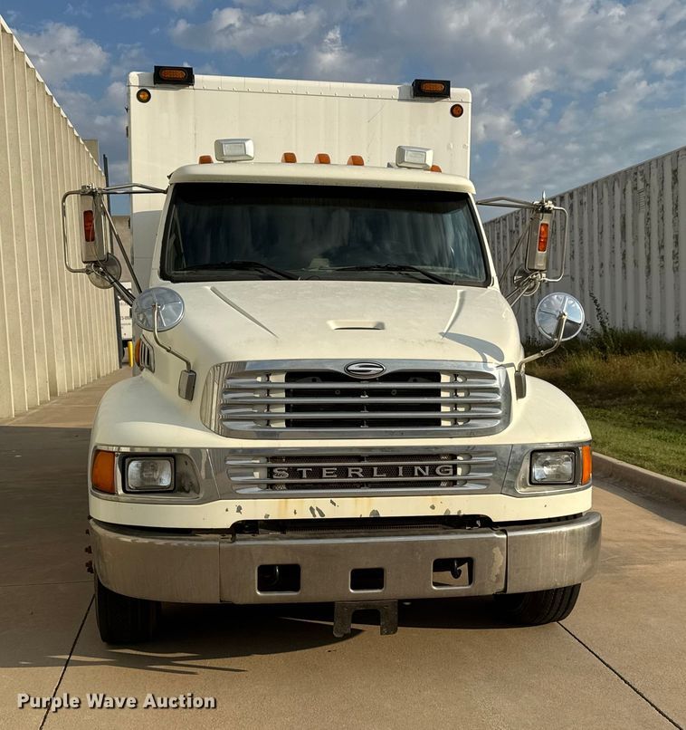 image for item EM8448 2003 Sterling Acterra paper shredder truck