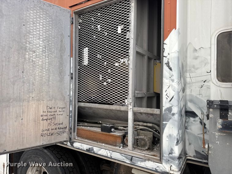 image for item EM8448 2003 Sterling Acterra paper shredder truck