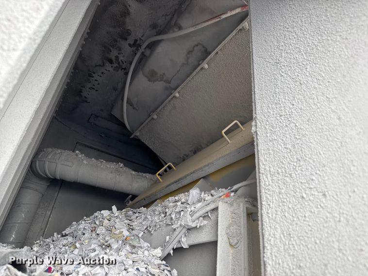 image for item EM8448 2003 Sterling Acterra paper shredder truck