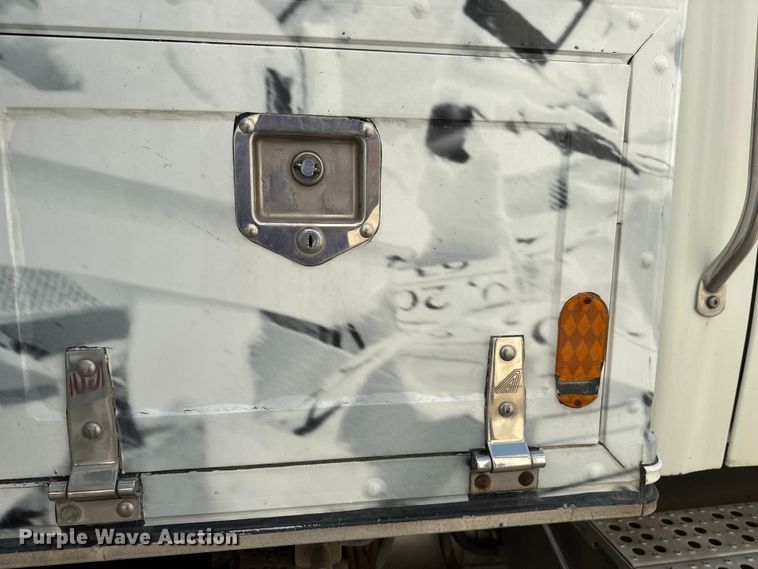 image for item EM8448 2003 Sterling Acterra paper shredder truck