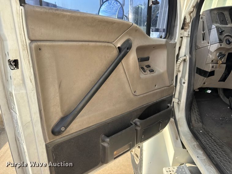 image for item EM8448 2003 Sterling Acterra paper shredder truck