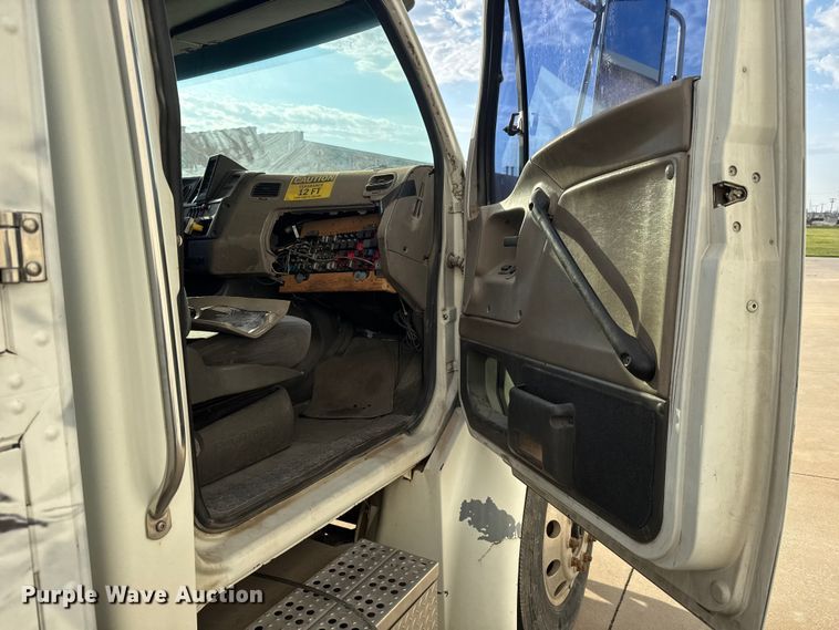 image for item EM8448 2003 Sterling Acterra paper shredder truck