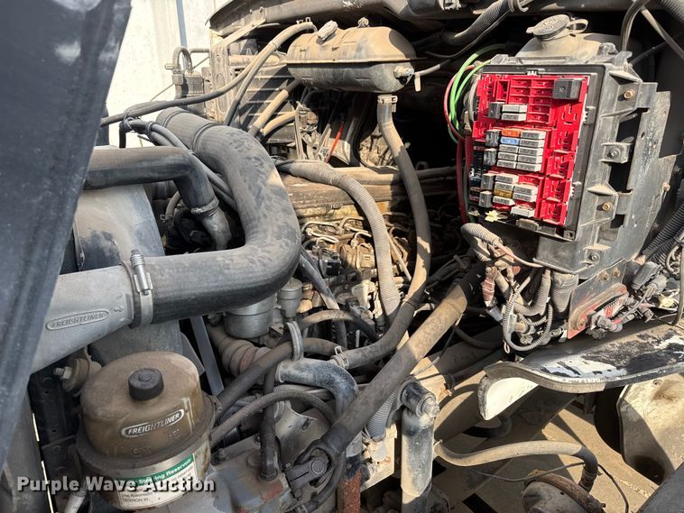 image for item EM8448 2003 Sterling Acterra paper shredder truck