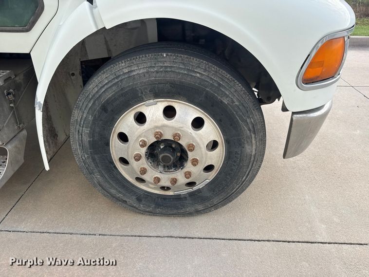 image for item EM8448 2003 Sterling Acterra paper shredder truck