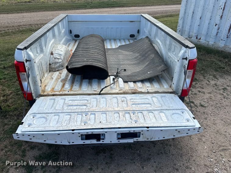 image for item EM8450 (4) Ford pickup truck beds