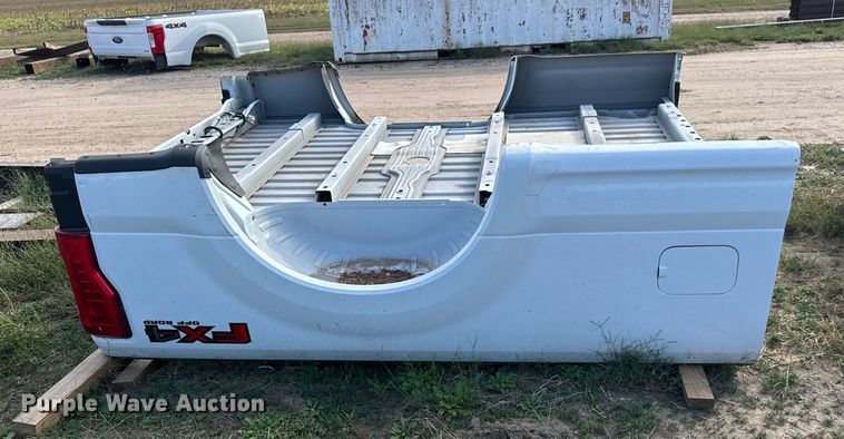 image for item EM8450 (4) Ford pickup truck beds