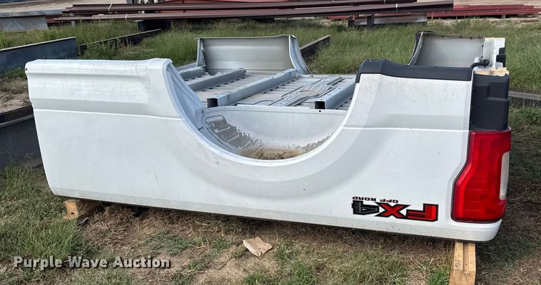 image for item EM8450 (4) Ford pickup truck beds