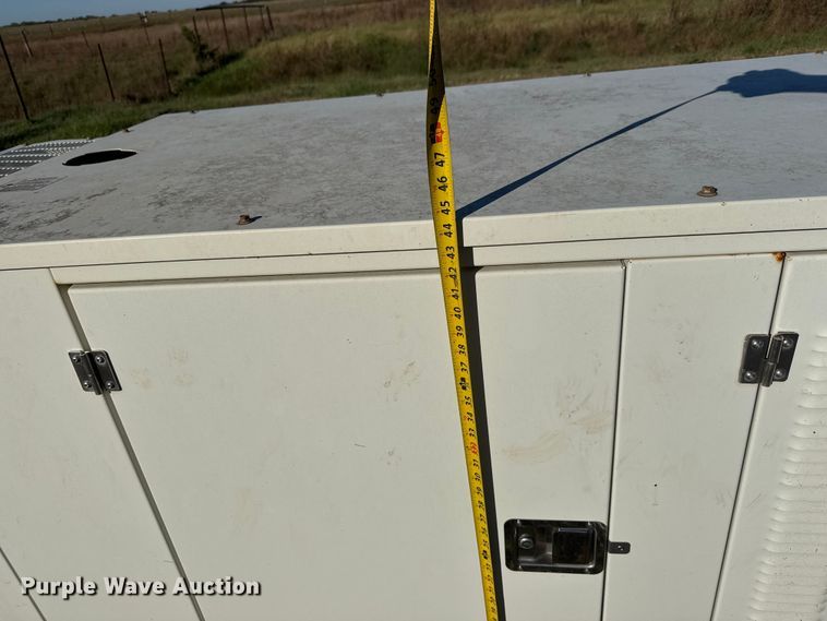 image for item EM8454 2009 Generac  114708400100 generator