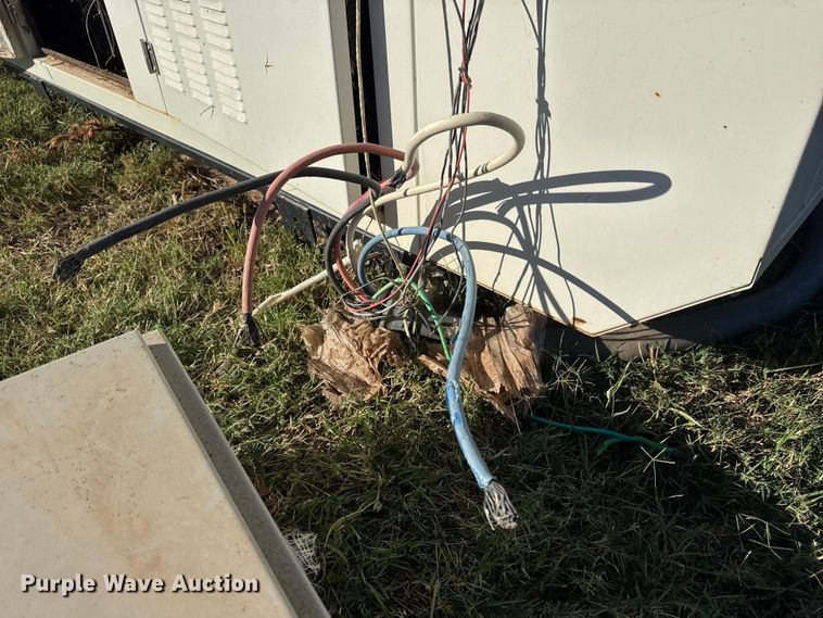 image for item EM8454 2009 Generac  114708400100 generator