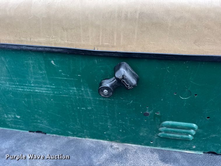 image for item EN0528 2012 Cushman Refresher 1200 utility vehicle