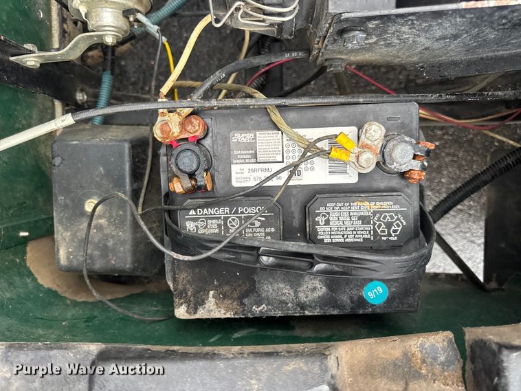 image for item EN0528 2012 Cushman Refresher 1200 utility vehicle