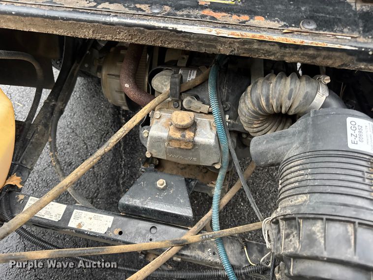 image for item EN0528 2012 Cushman Refresher 1200 utility vehicle