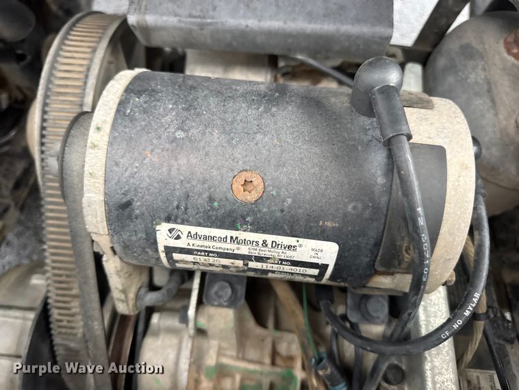 image for item EN0528 2012 Cushman Refresher 1200 utility vehicle