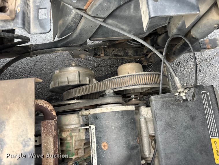 image for item EN0528 2012 Cushman Refresher 1200 utility vehicle