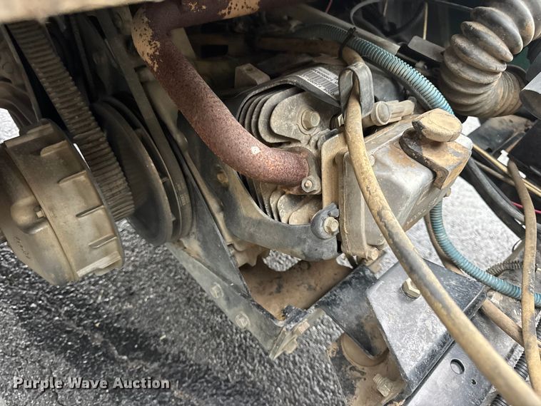 image for item EN0528 2012 Cushman Refresher 1200 utility vehicle