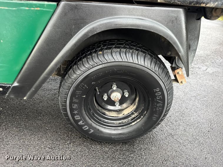 image for item EN0528 2012 Cushman Refresher 1200 utility vehicle