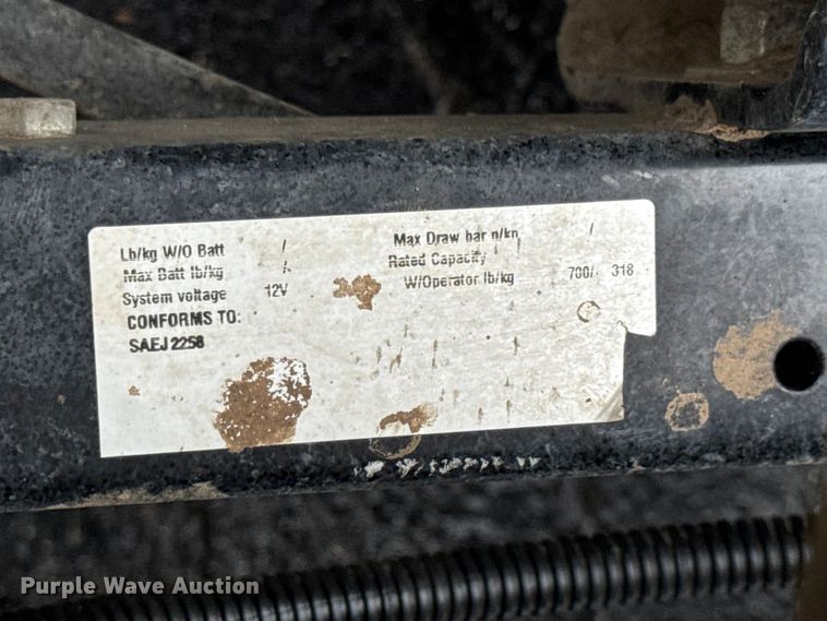 image for item EN0528 2012 Cushman Refresher 1200 utility vehicle