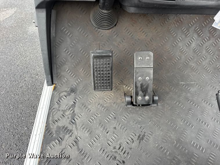 image for item EN0529 2016 Star EV golf cart