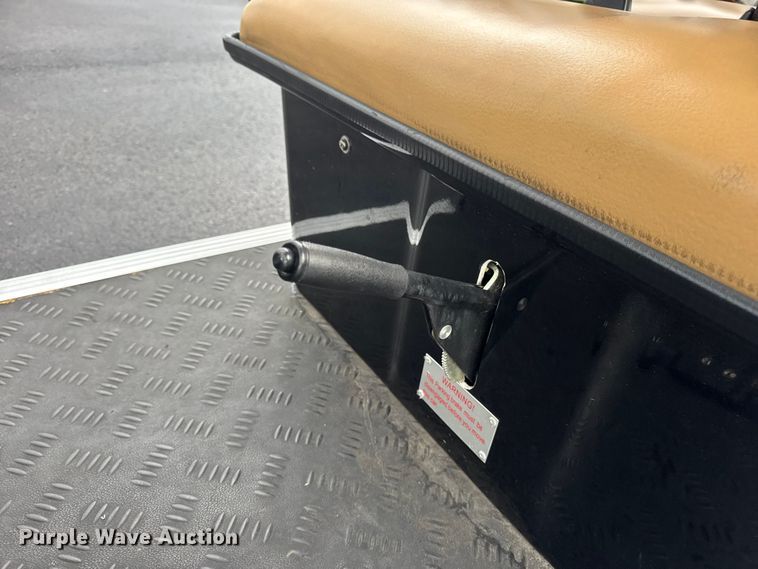 image for item EN0529 2016 Star EV golf cart