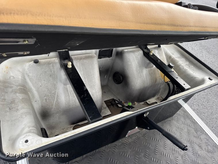 image for item EN0529 2016 Star EV golf cart