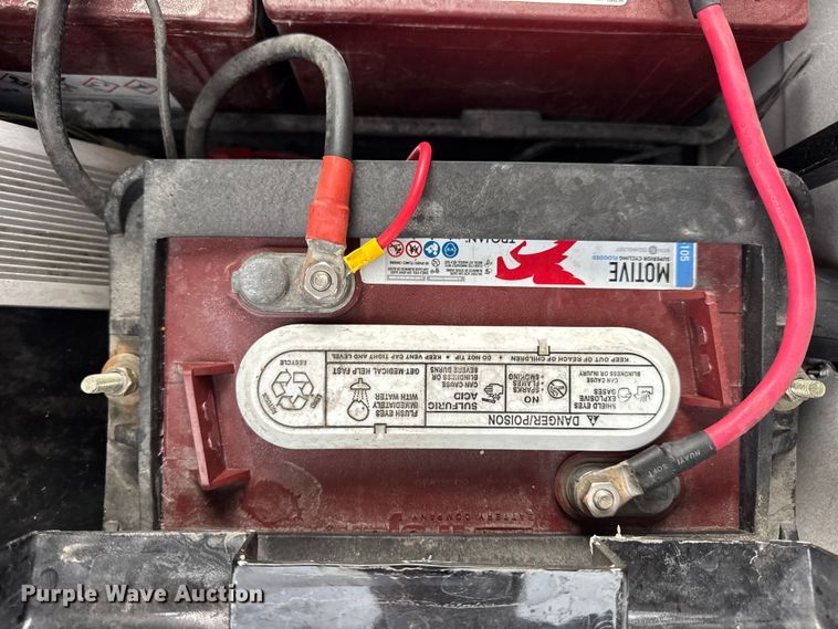 image for item EN0529 2016 Star EV golf cart