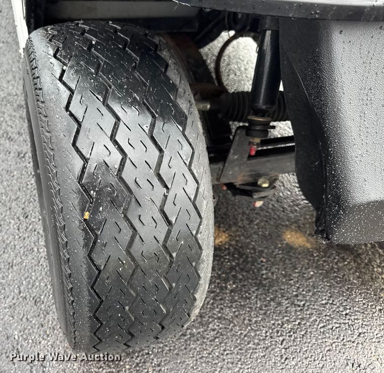 image for item EN0529 2016 Star EV golf cart