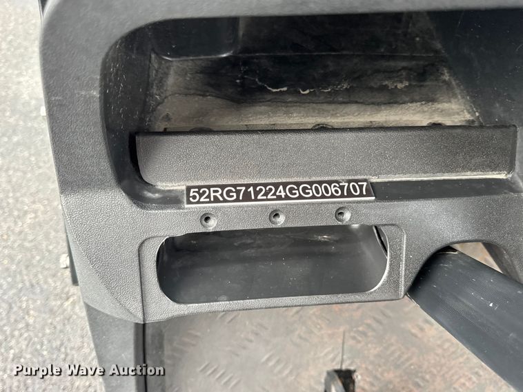 image for item EN0529 2016 Star EV golf cart