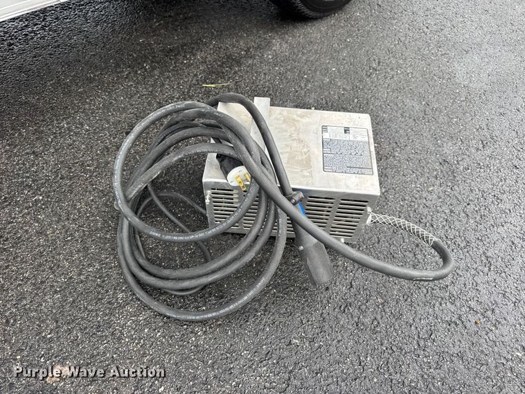 image for item EN0529 2016 Star EV golf cart