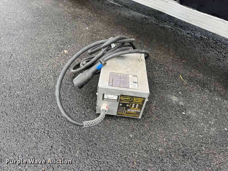 image for item EN0529 2016 Star EV golf cart