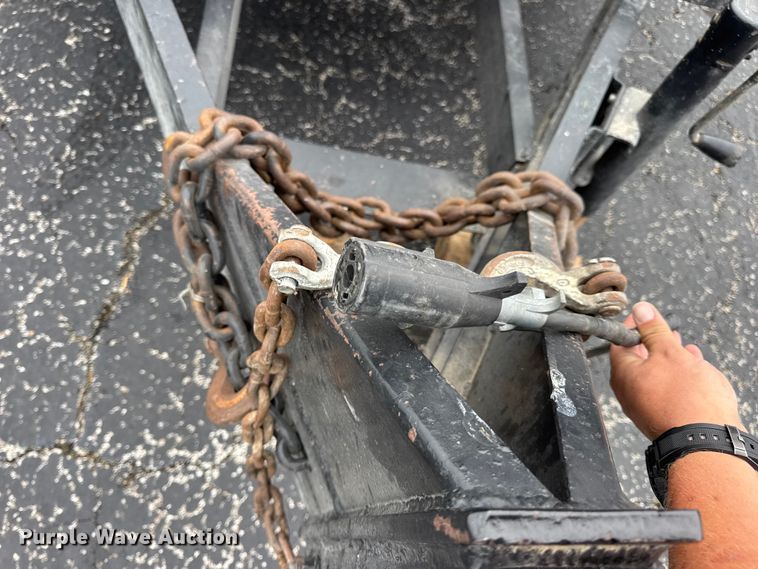 image for item EN0530 1995 Scotts Custom Trailers utility trailer