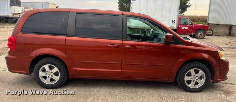 image for item EN0531 2012 Dodge Grand Caravan van