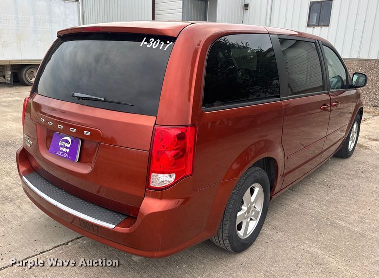 image for item EN0531 2012 Dodge Grand Caravan van