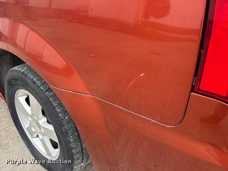 image for item EN0531 2012 Dodge Grand Caravan van