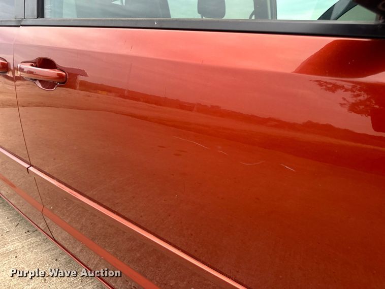 image for item EN0531 2012 Dodge Grand Caravan van