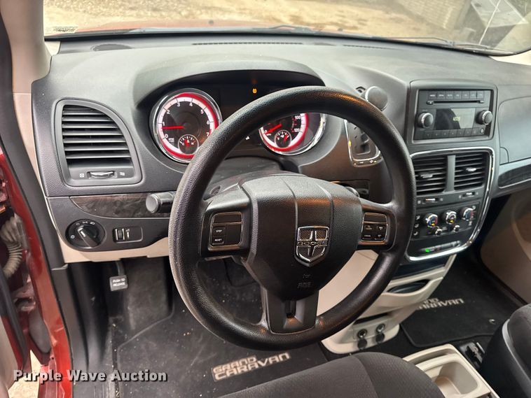 image for item EN0531 2012 Dodge Grand Caravan van