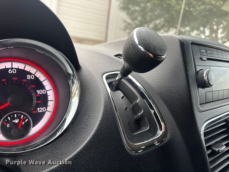 image for item EN0531 2012 Dodge Grand Caravan van