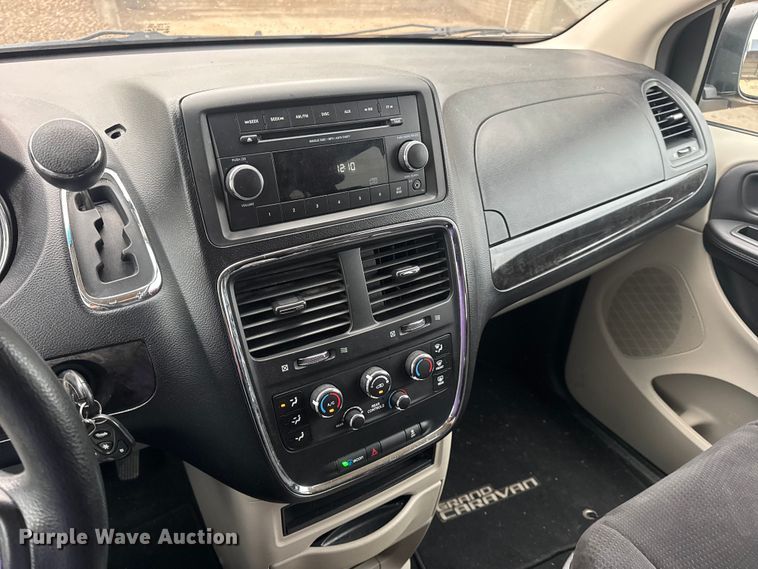 image for item EN0531 2012 Dodge Grand Caravan van