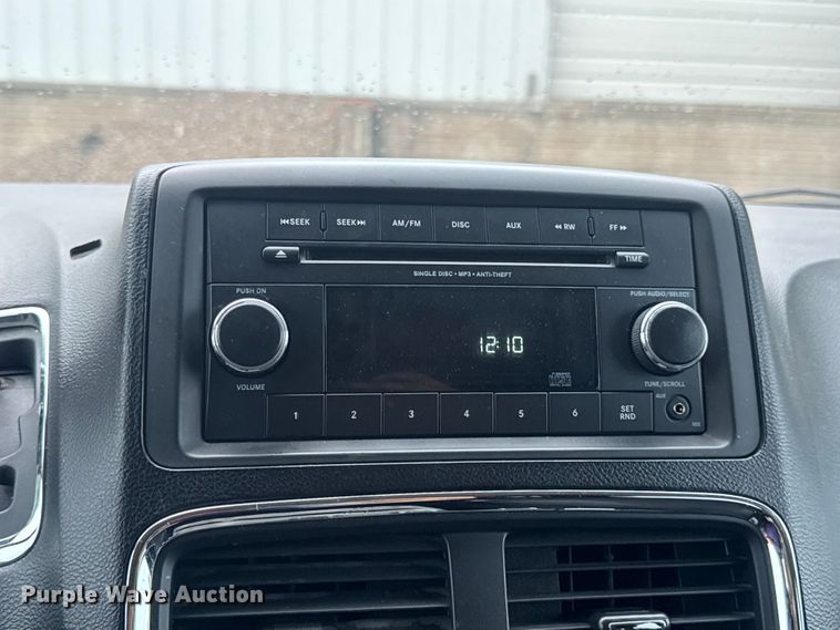 image for item EN0531 2012 Dodge Grand Caravan van