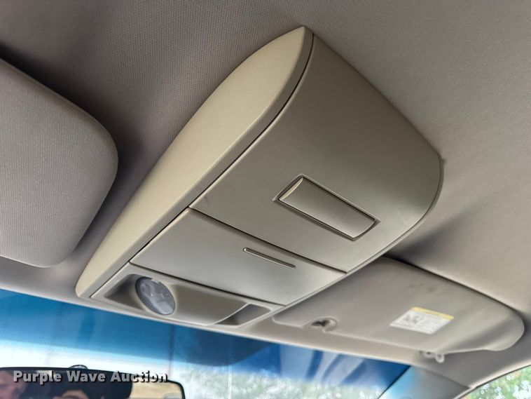 image for item EN0531 2012 Dodge Grand Caravan van