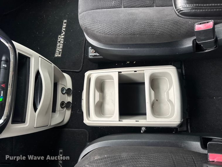 image for item EN0531 2012 Dodge Grand Caravan van