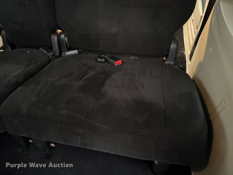 image for item EN0531 2012 Dodge Grand Caravan van