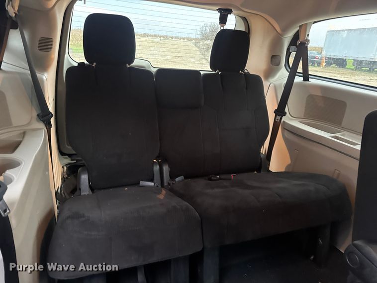 image for item EN0531 2012 Dodge Grand Caravan van