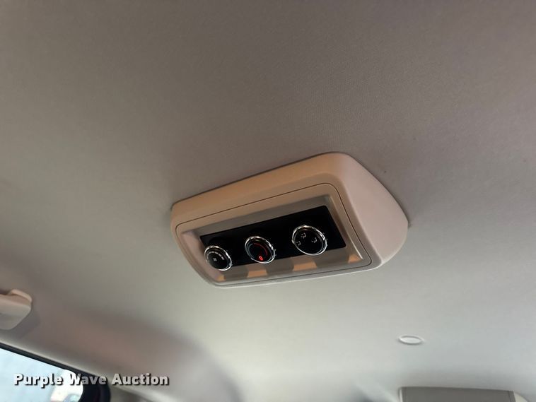 image for item EN0531 2012 Dodge Grand Caravan van