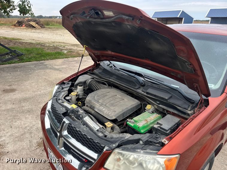 image for item EN0531 2012 Dodge Grand Caravan van