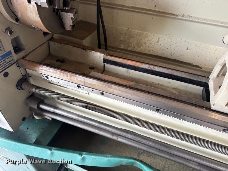image for item EN0540 2018 Grizzly G0776 lathe
