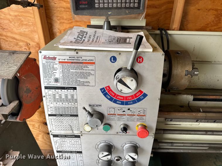 image for item EN0540 2018 Grizzly G0776 lathe